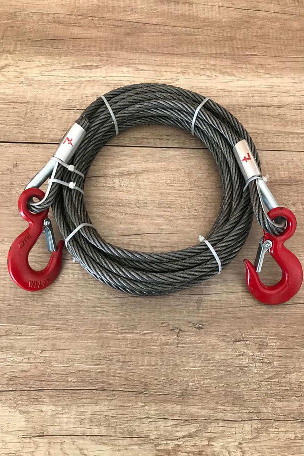 8 Mm Kalınlıkta 7 Metre 7 Tona Kadar Çekebilen Çelik Çekme Çeki Halatı
